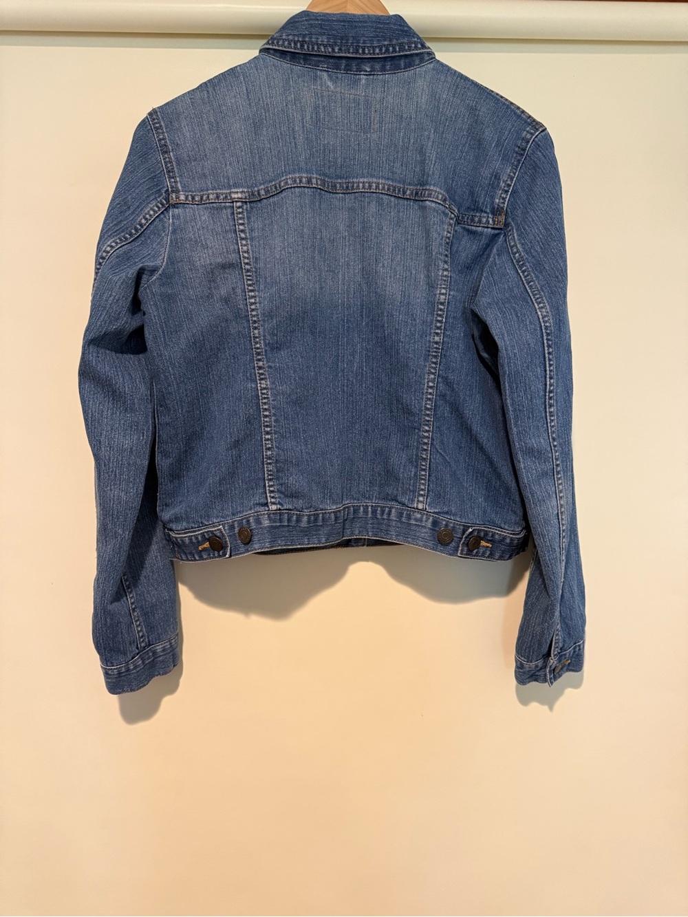Banana Republic Blue Denim Jean Jacket in Medium wash, size medium - Picture 2 of 6